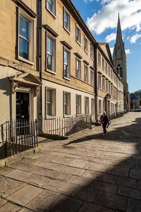 Georgian House Garden Apartment Bath