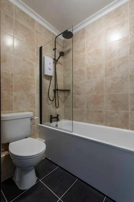 Georgian House Garden Apartment Bath